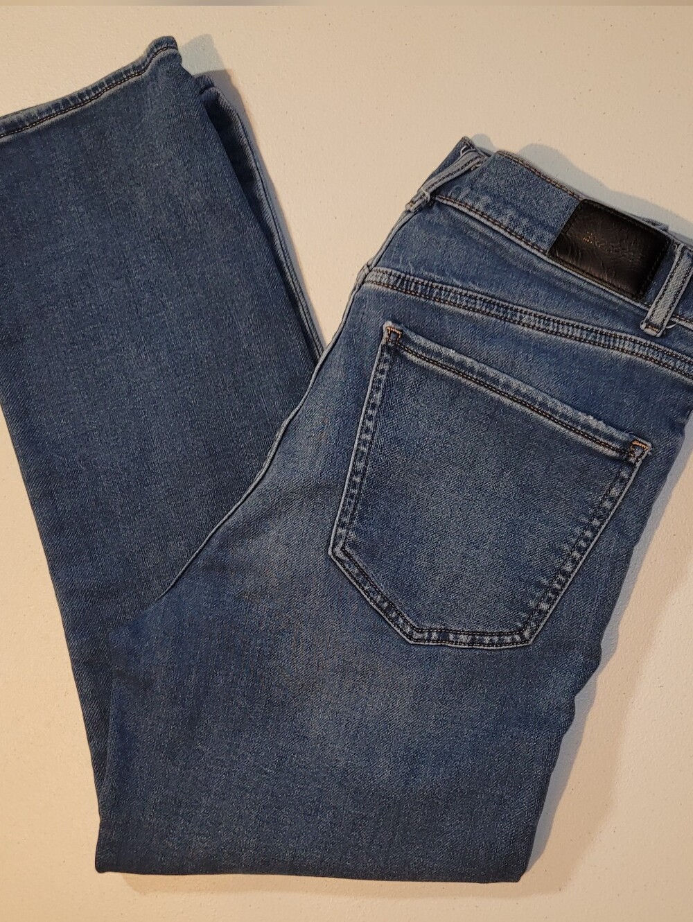 Express, Super High Rise Straight Leg Jeans, 10